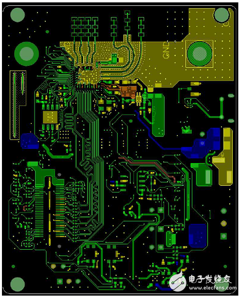 AWR1243主要特性 功能_PCB设计图